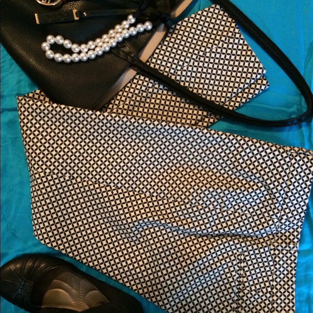 Adrienne Vittadini cropped pants